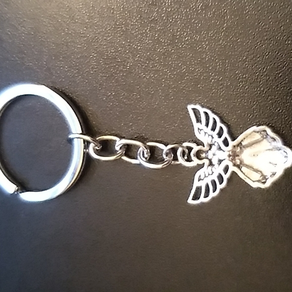 Phaeton Silver Tone Guardian Angel Charm Keychain 1 x 3 1/4 inch total w keyring - Picture 9 of 9